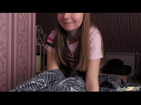 ❤️ Blondi imee hänen BFF:nsä syvälle ja saa spermaa suuhunsa Venäläinen porno at porn fi.japangaysex.ru ❌❤